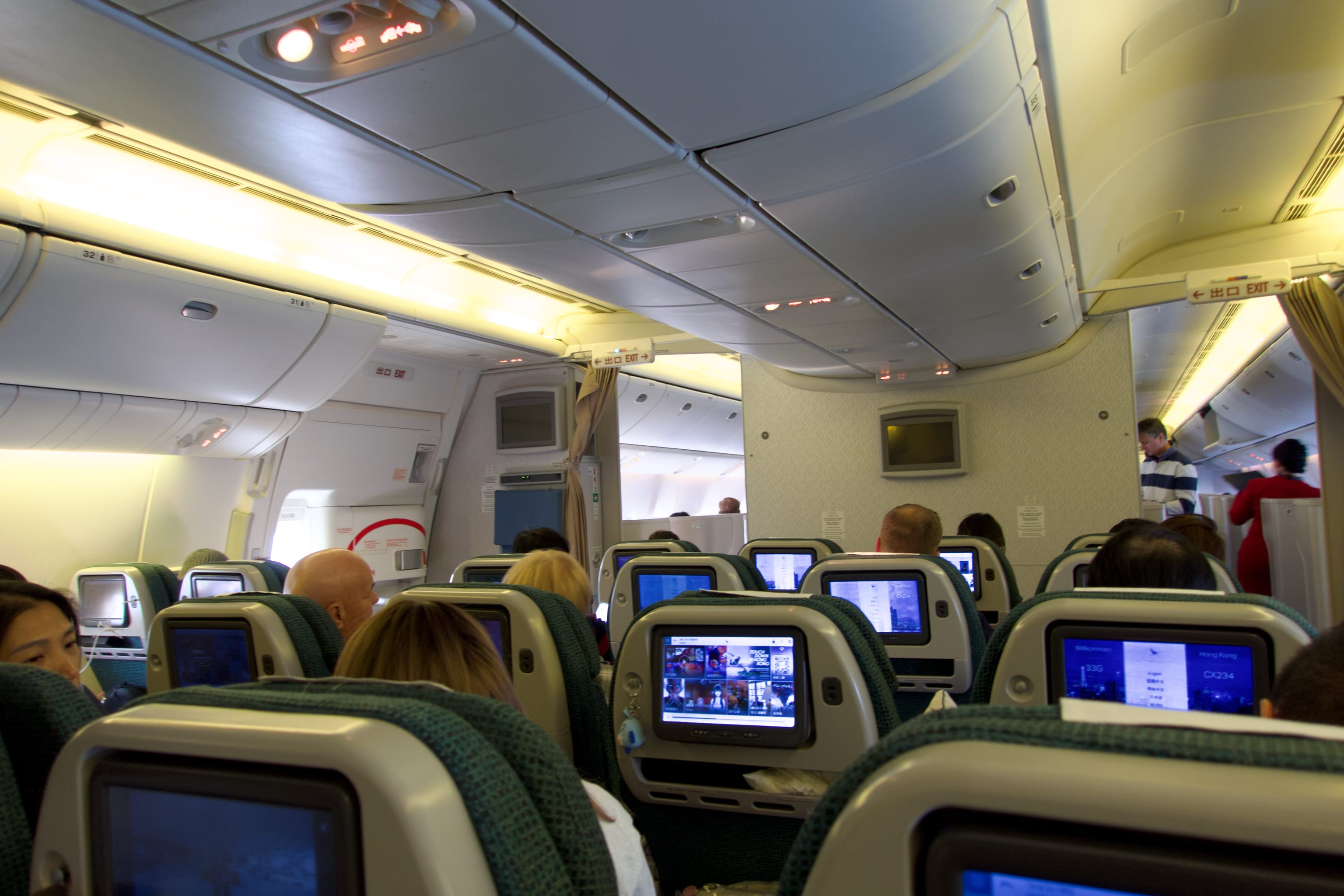 The 2-4-2 cabin layout in Premium Economy on Cathay Pacific's Boeing 777 flight to Hong Kong from Milan